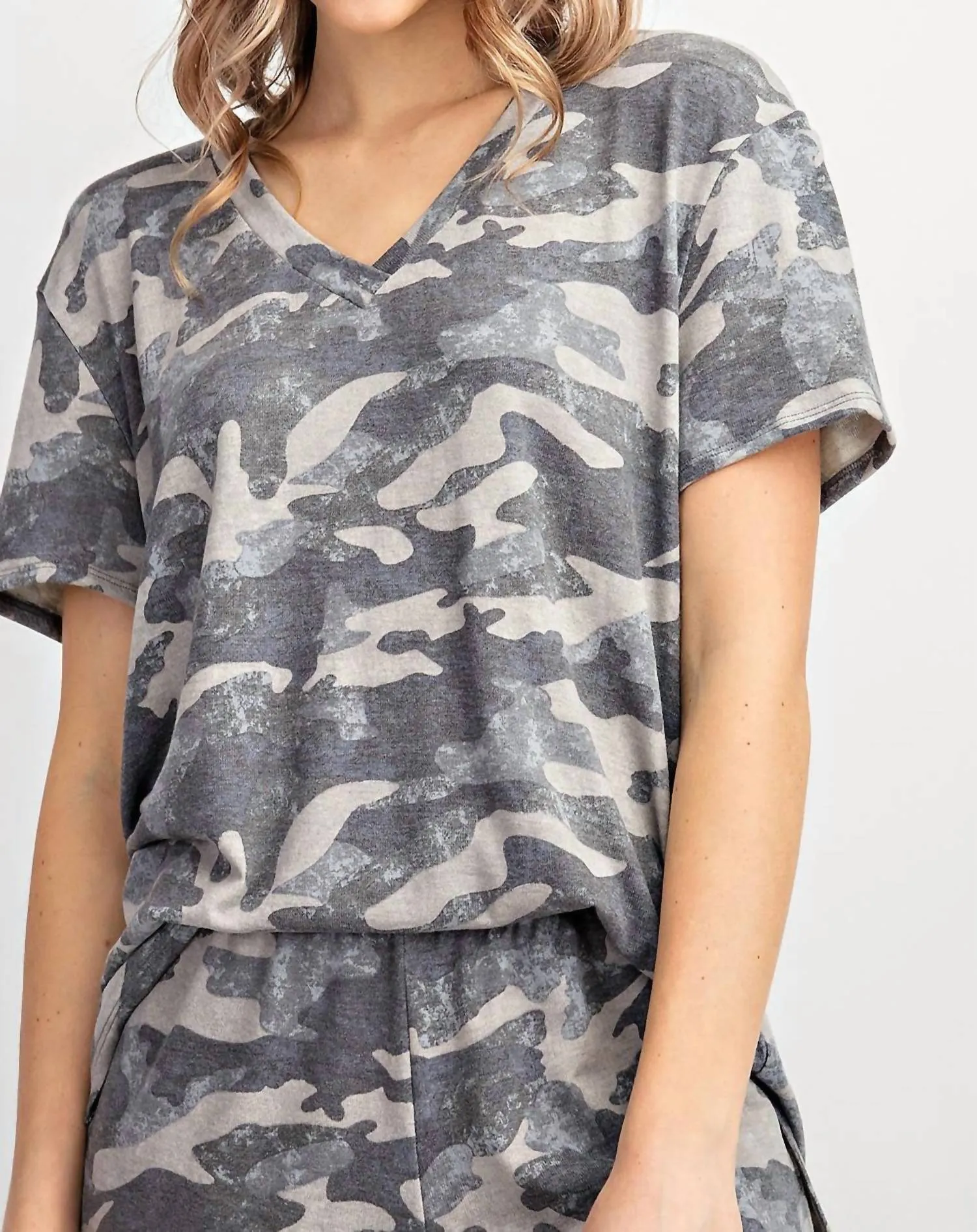 143 Story - Camouflage Short Sleeve Top