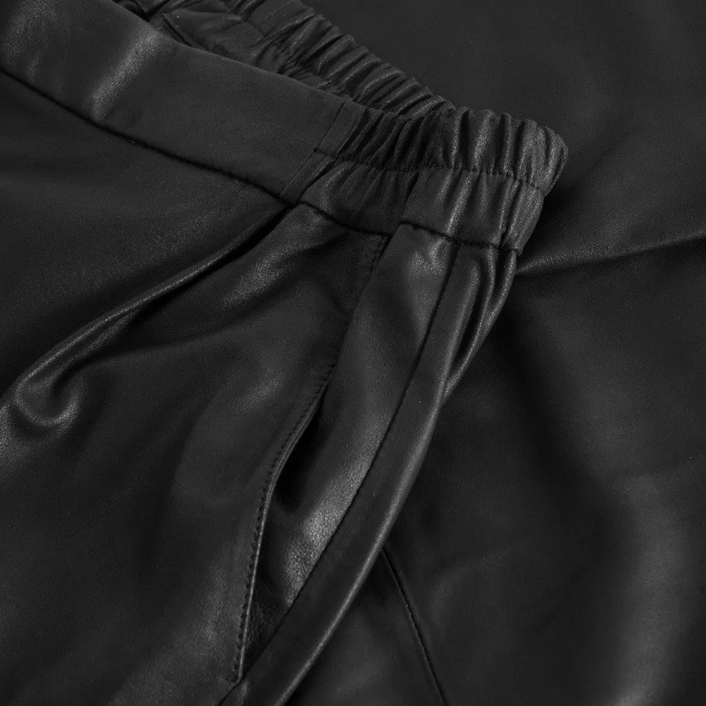 Alicia straight leg pants in leather / 50268 - Black (Nero)