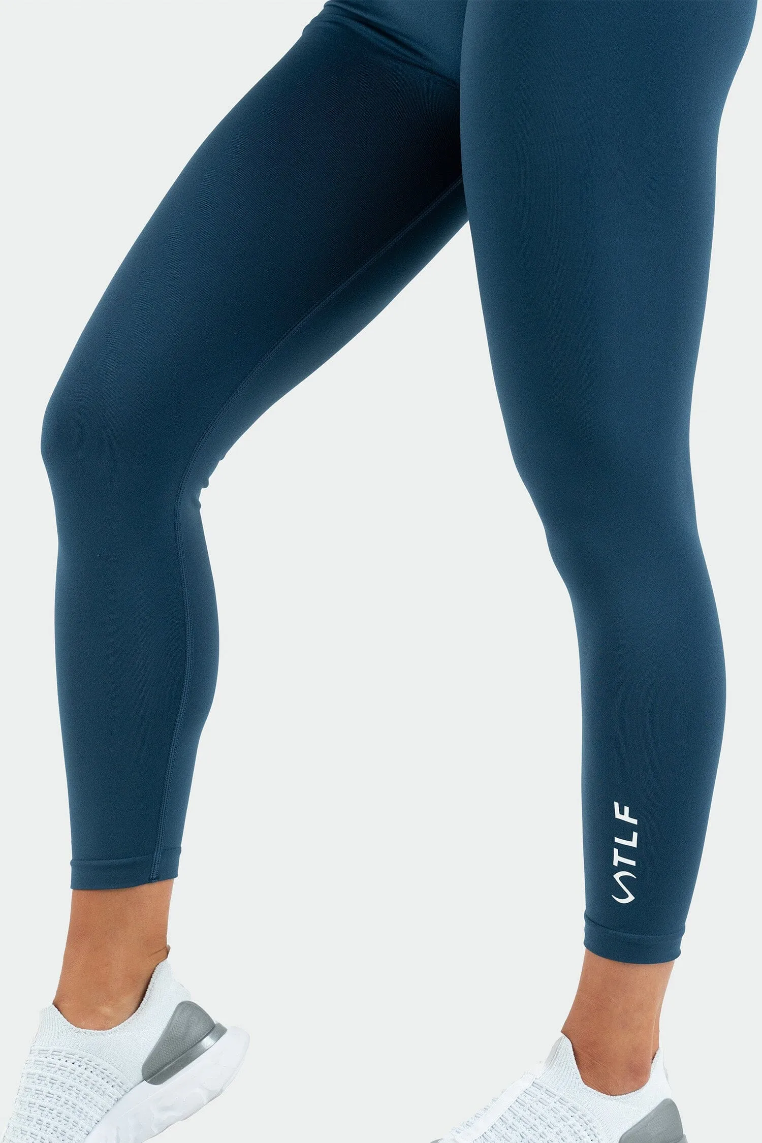 Cosmic Seamless Scrunch Butt Leggings