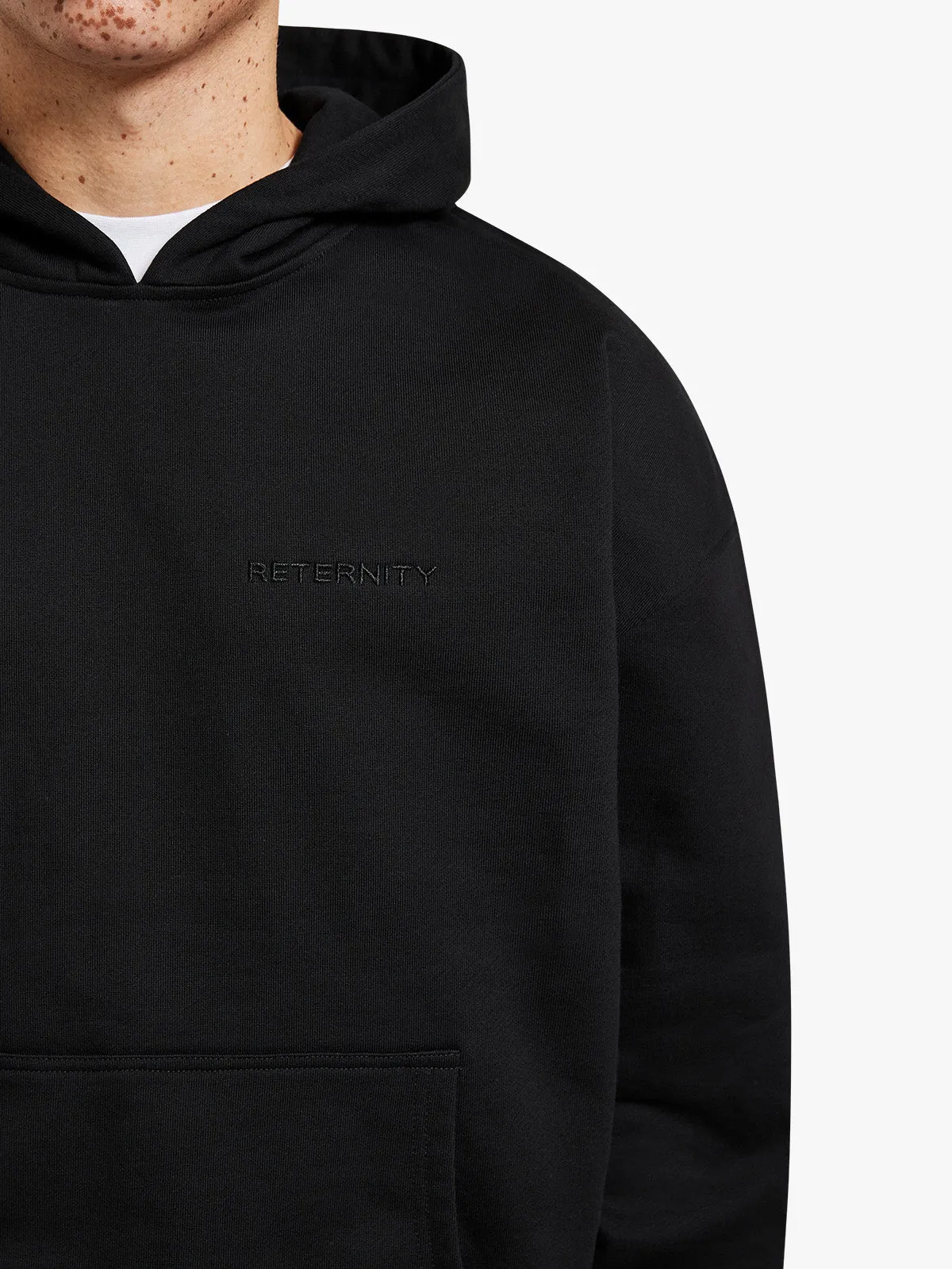 ESSENTIAL HOODIE - BLACK