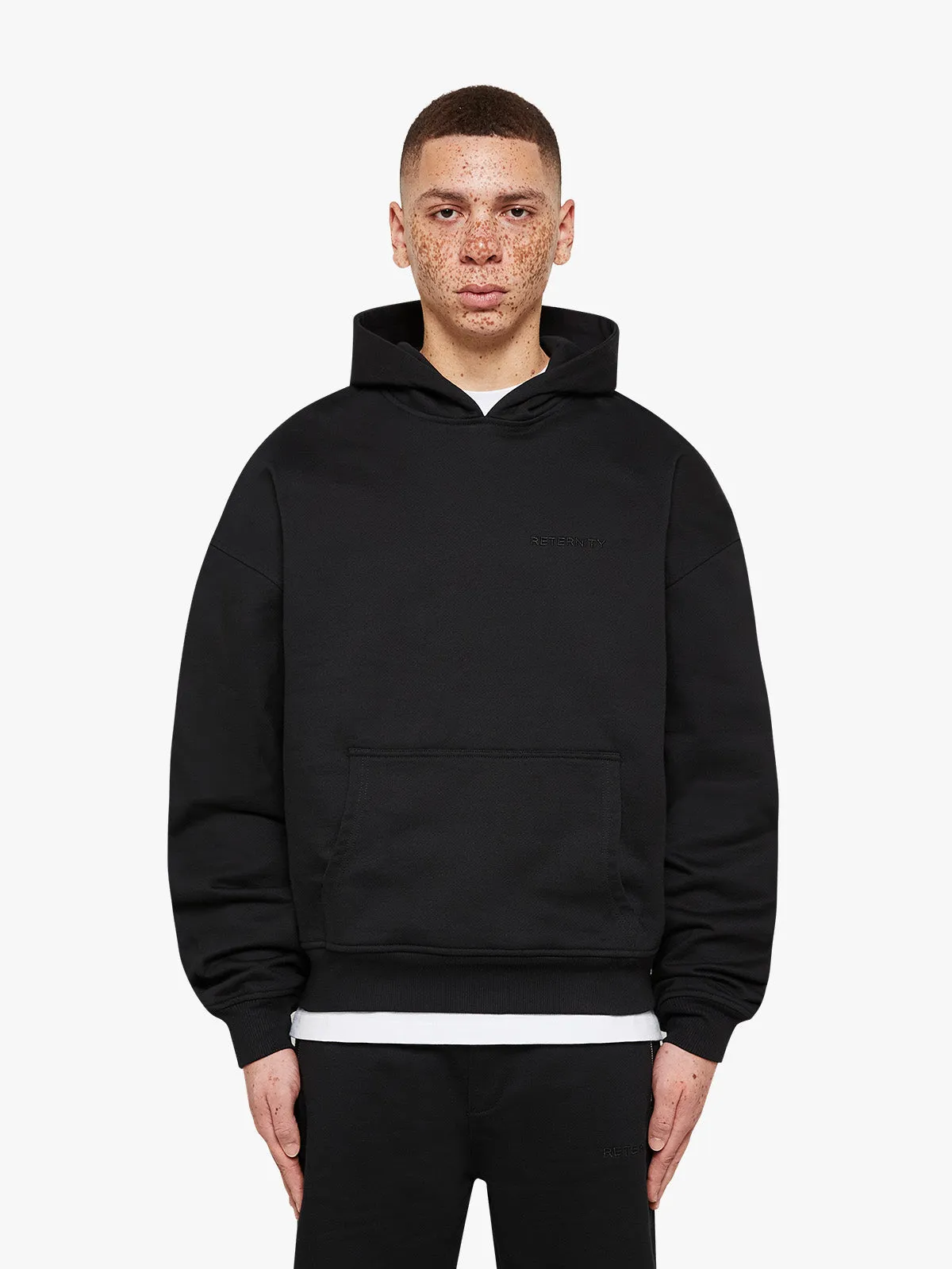 ESSENTIAL HOODIE - BLACK