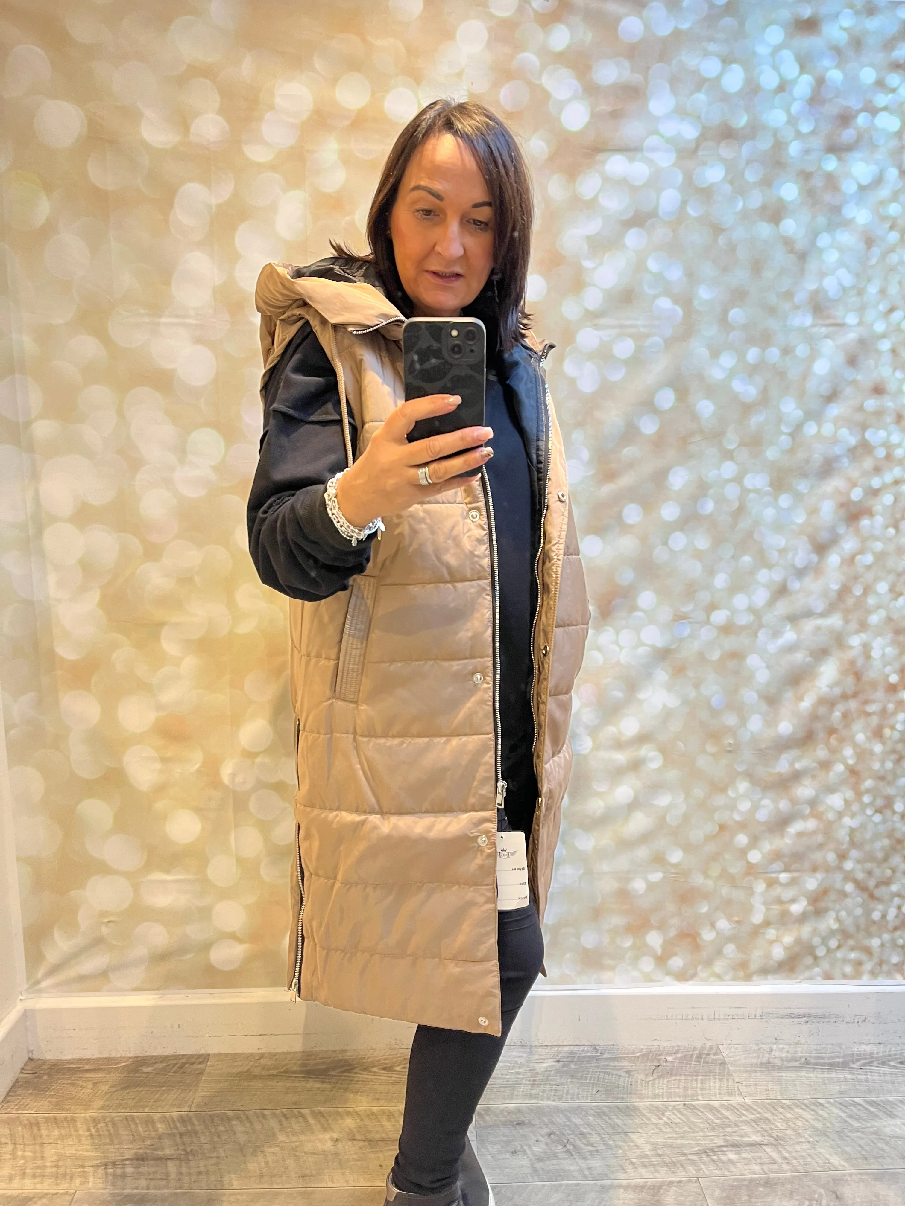 Hooded Gilet with side zips