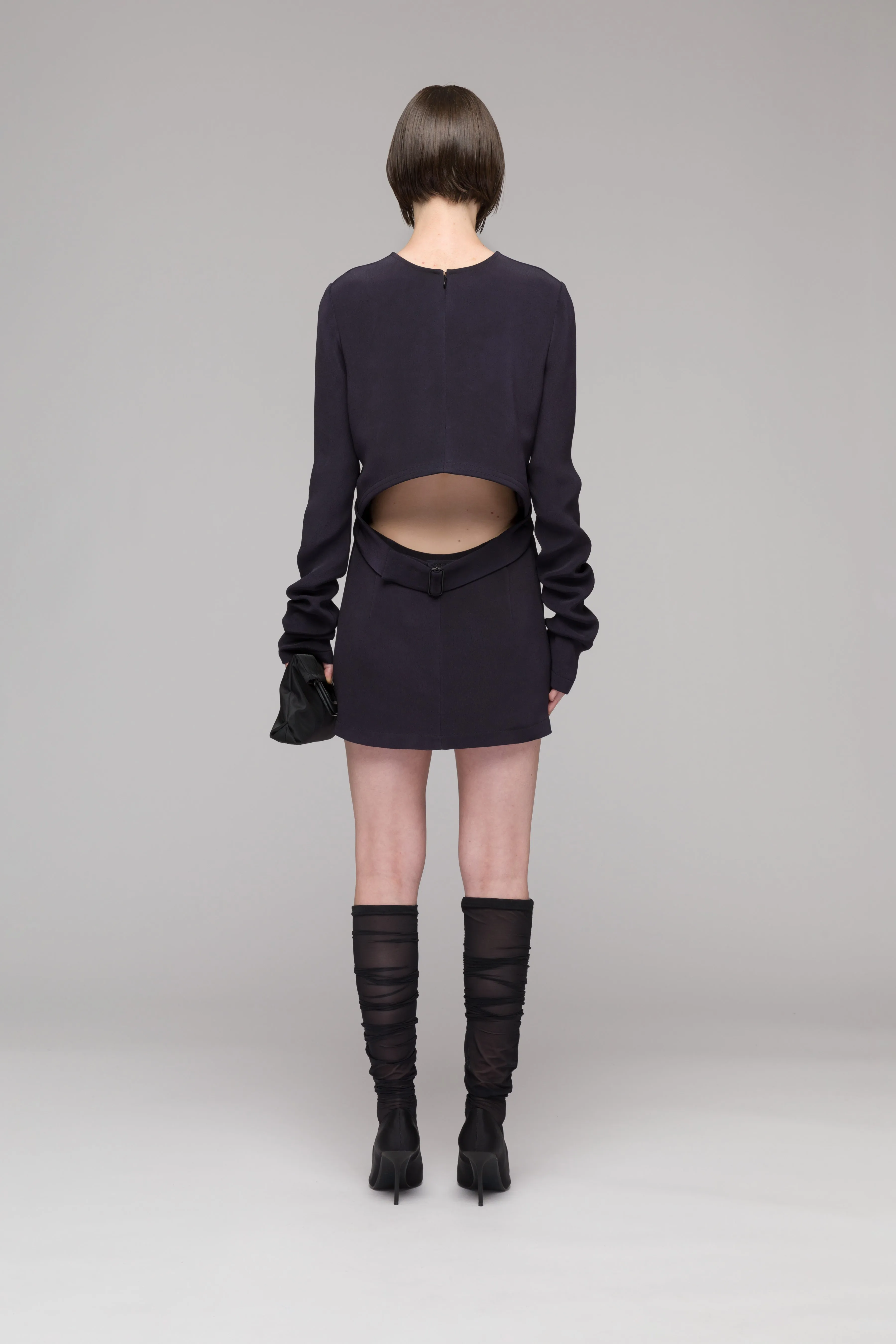 'KICKED BACK' STRUCTURED SHORT DRESS