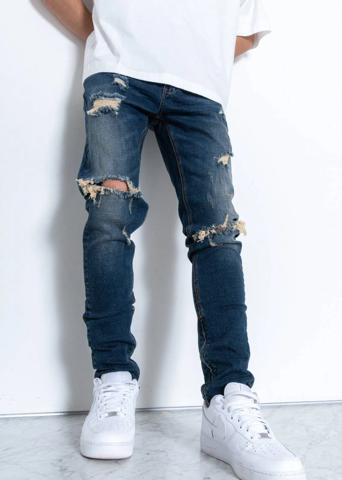 Konus Men's Heavy Wash Distressed Jeans