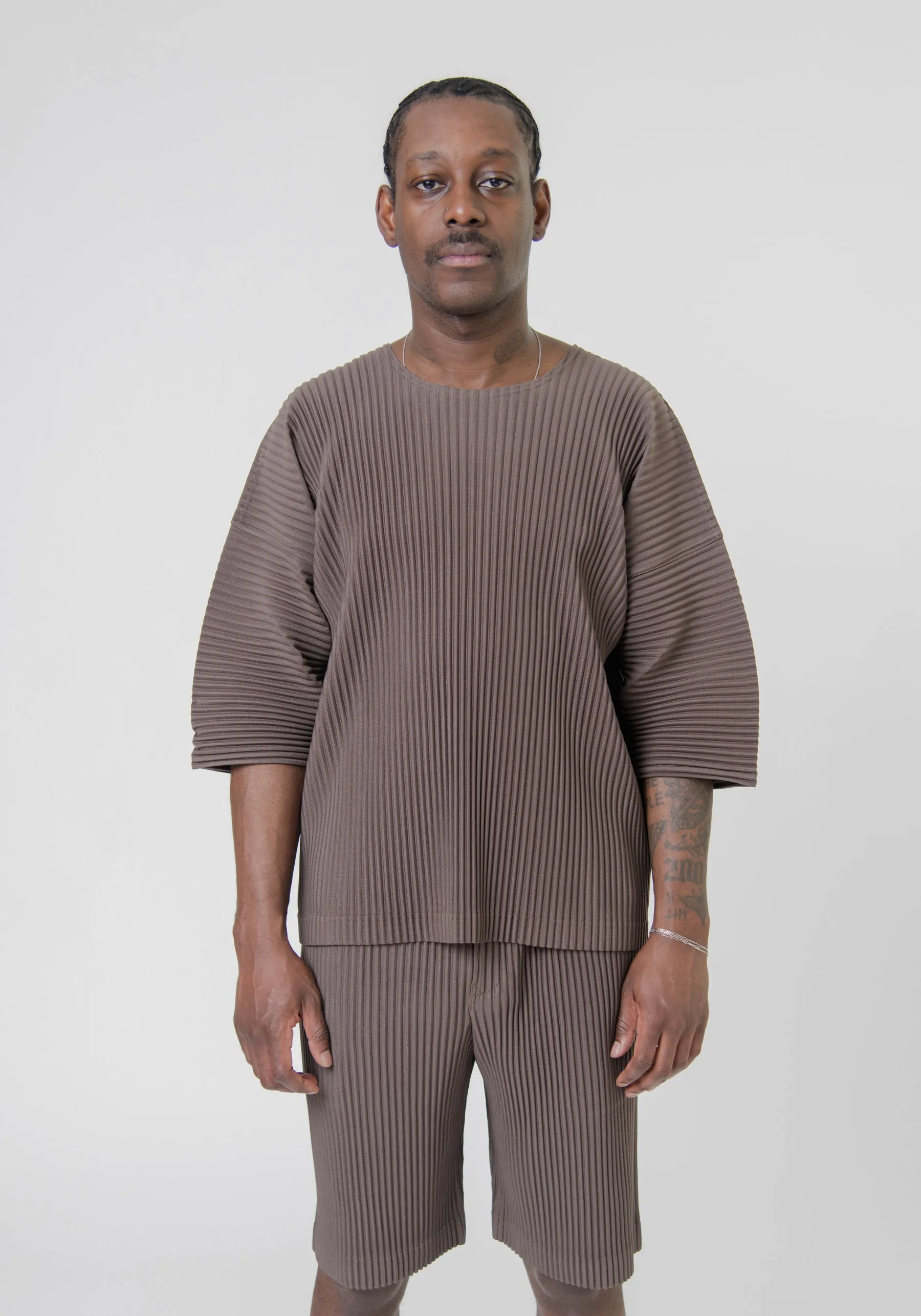 MC May Pleated Tee Soil Brown JK119-46